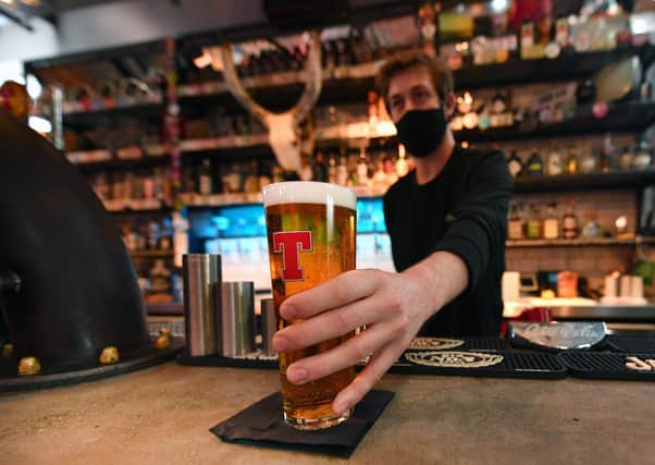 Pubs, bars, restaurants and cafes in the Western Isles won't be allowed to sell alcohol indoors under the new restrictions.