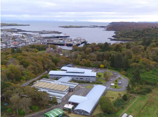 The college campus, located in the Castle Grounds, was significantly expanded in the 1990s with the inception of UHI