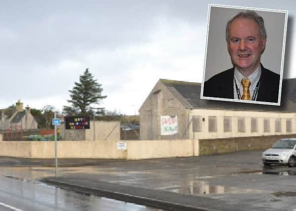 Councillor Rae Mackenzie wants the Comhairle to review the situation at Sandwickhill School given the new housing to be built in the area.